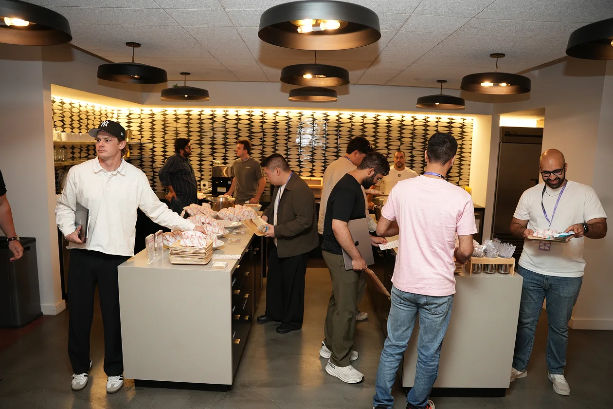 Food & Drinks